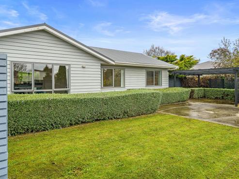 10 Sackville Street, Martinborough
