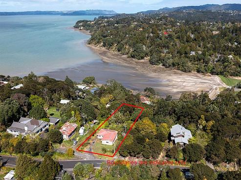 93 Tanekaha Road, Titirangi