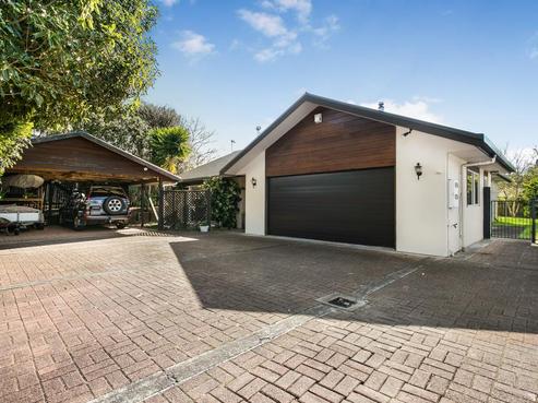 61 Carnoustie Drive, Wattle Downs