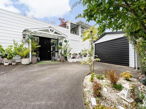 36 Hellyers Street, Birkdale