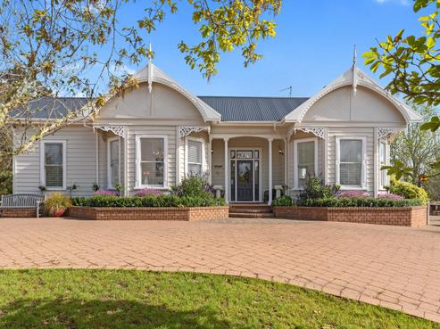 242 Sunnyside Road, Coatesville
