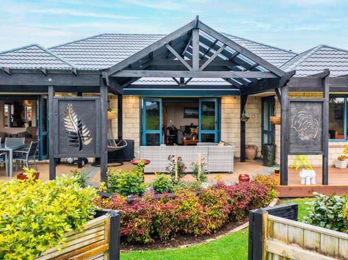 54 Realm Drive, Paraparaumu