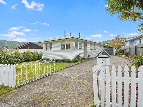 7 Mimihau Grove, Wainuiomata