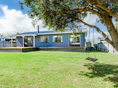 16 Tobys Way, Waikanae Beach