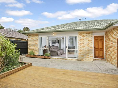 24 Sapling Drive, Pukekohe