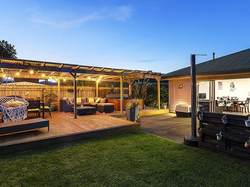 16 Georgia Grove, Paraparaumu