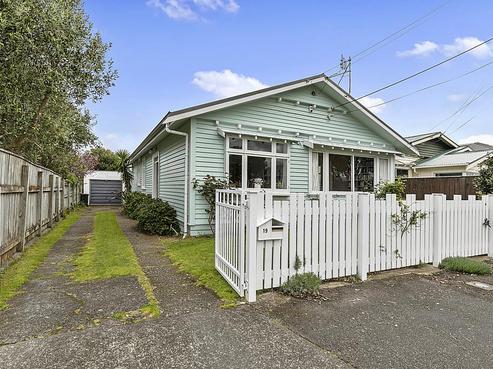 19 Collins Street, Petone