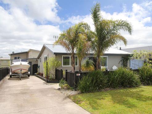 92 Wharf Road, Clarks Beach