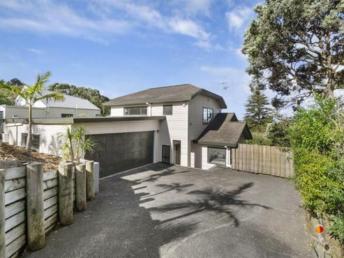 67 Woodlands Crescent, Browns Bay
