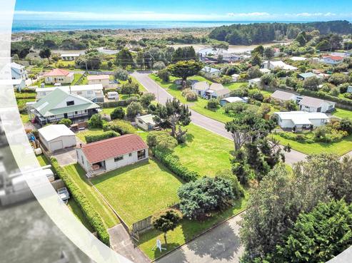 33 Sarah Street, Waikawa Beach