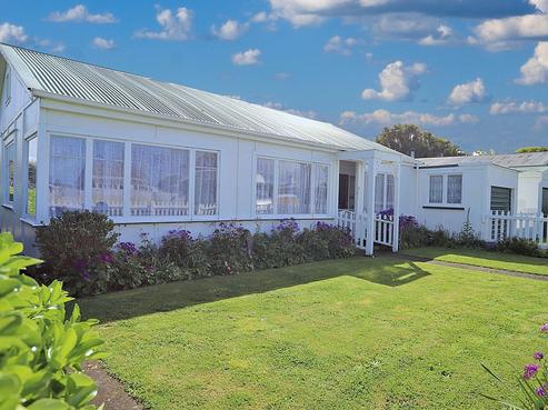 49 Ngatai Street, Manaia