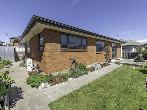 2/23 William Street, Parkside
