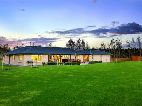 49 Moffatts Road, Swannanoa