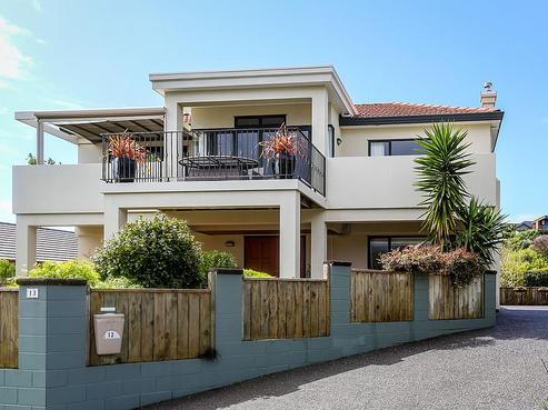 13 Shelter Grove, Frankleigh Park