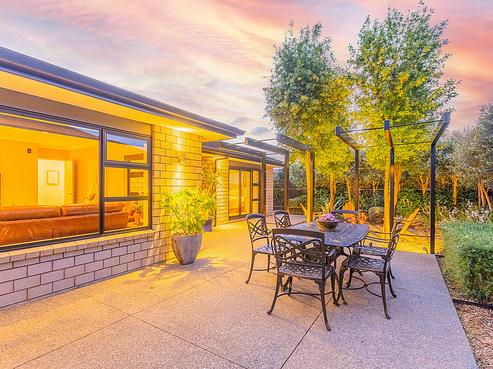 24 San Priamo Place, Paraparaumu Beach