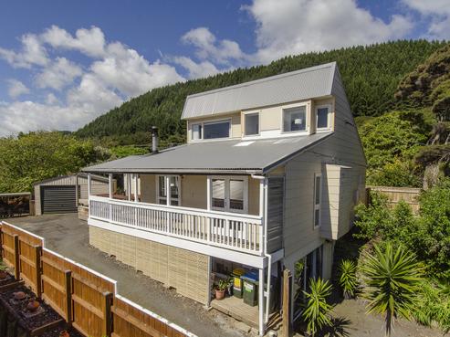 21 Tararua Street, Paraparaumu
