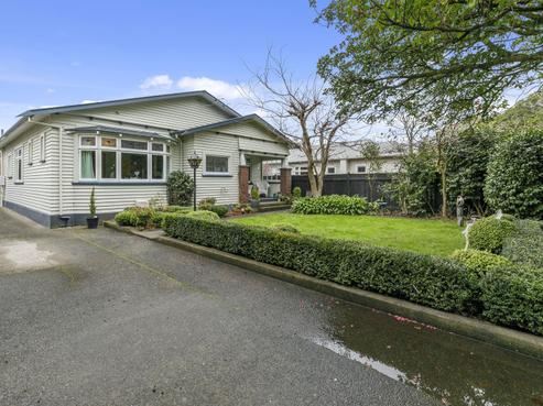 61 Puriri Street, Woburn