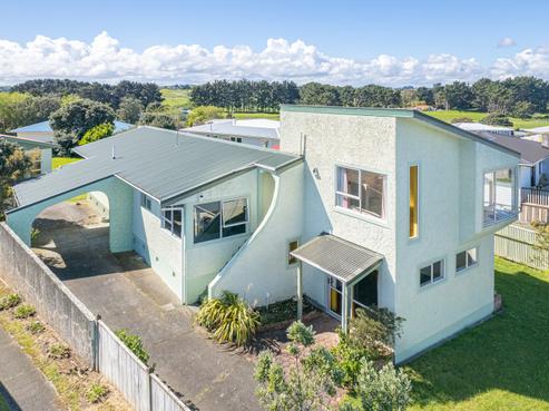 36 Lee Street, Castlecliff