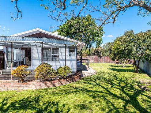 2/41 Lyttelton Crescent, Tamatea