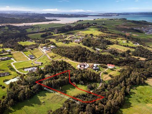 84 Vaughans Road, Long Bay