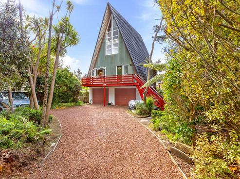 34 Ferry Parade, Herald Island
