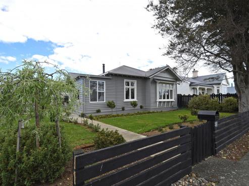 87 Robertson Street, Richmond