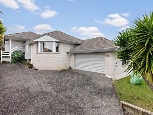 84 Gosford Drive, Botany Downs