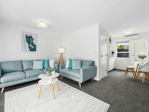 25B Omaha Grove, Totara Park