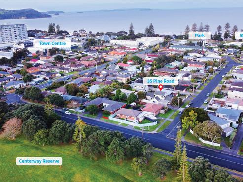 35 Pine Road, Orewa