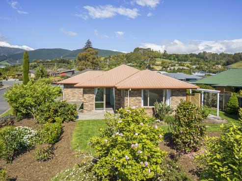 2 Gershwin Grove, Stoke