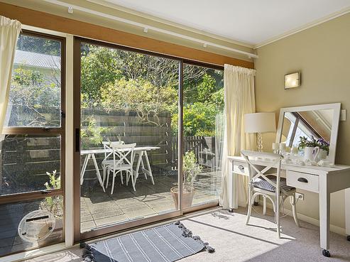 3/249 Muritai Road, Eastbourne