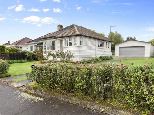51 Jellicoe Drive, Hamilton East