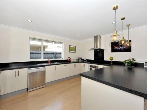 36 Solander Road, Pegasus
