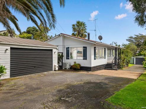 862 Whangaparaoa Road, Manly