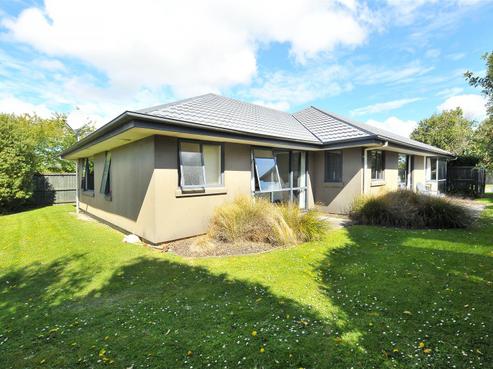 26 Mounter Avenue, Northwood