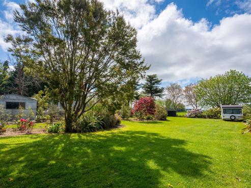 1192B Peel Forest Road, Mesopotamia