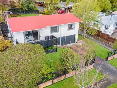 7 Oaklands Grove, Clouston Park
