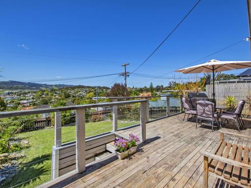 52 Anzac Road, Morningside