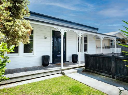 17 Mcgrath Street, Napier South