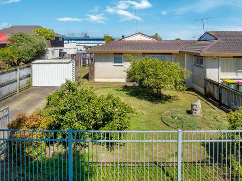 3/44 Puhinui Road, Manukau