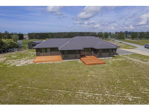 115 Divan Road, Levels