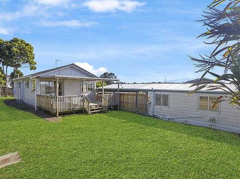 16 Doone Place, Massey