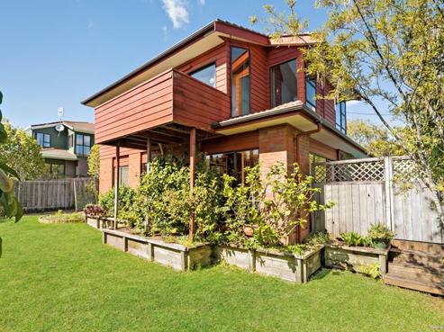 1/77 Castor Bay Road, Castor Bay