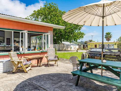 281 Hokianga Harbour Drive, Omapere