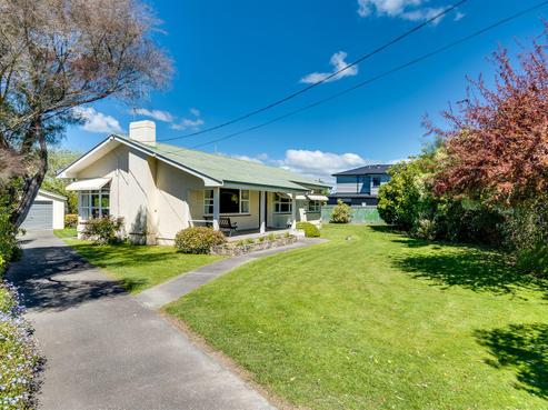 12 Neeve Place, Taradale