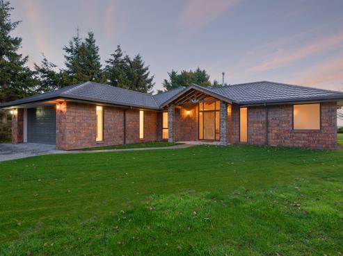 31 Hawkins Road, Marshland