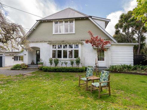 100 Colombo Road, Masterton
