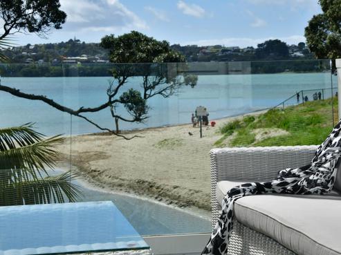 12 Moreton Drive, Manly