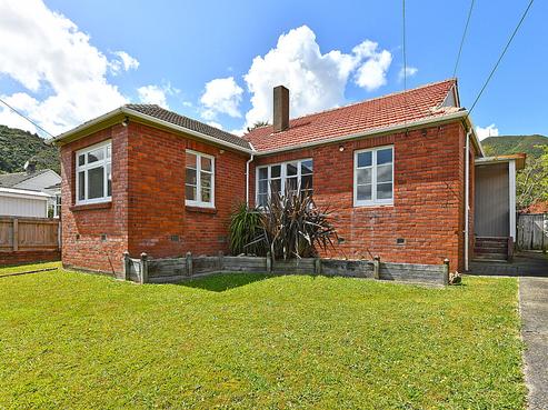 164 Waddington Drive, Naenae