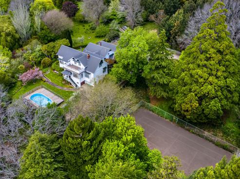 1500 River Road, Pongaroa